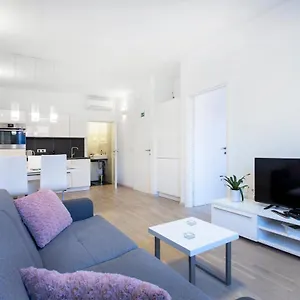 https://urban-style-apartments-by-loft.hotels-in-ljubljana.com